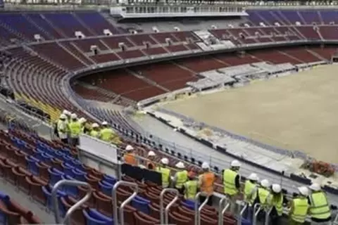 قبل افتتاحه.. اختبار تقني وتشغيلي في ملعب كامب نو